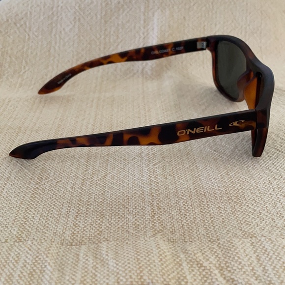 O’Neill Polarized Sunglasses - Picture 4 of 10